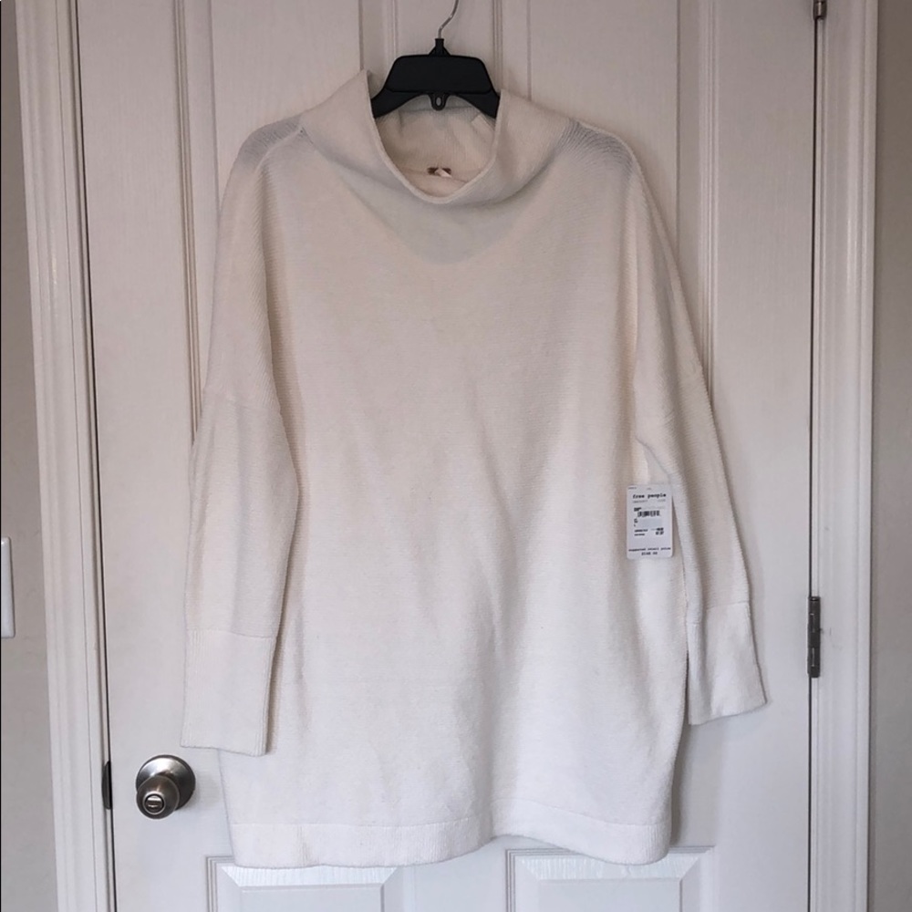 NWT Free People white sweater tunic sz L
